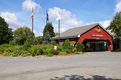 Sturbridge Host Hotel 01